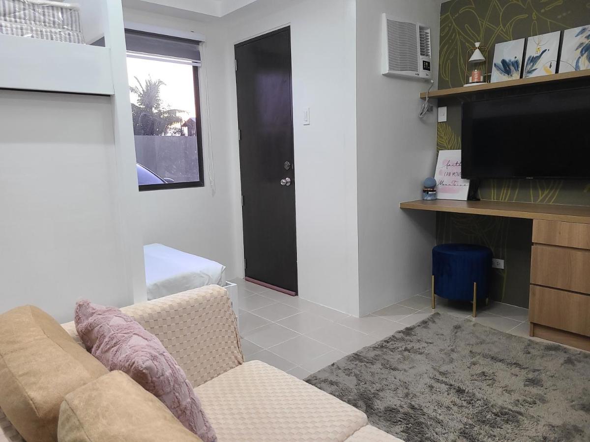 Plumera Condo Near Mactan Airport Studio With Balcony Bankal Exterior photo